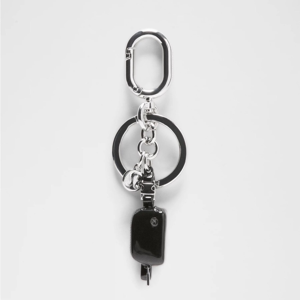 Lululemon Everywhere belt bag charm